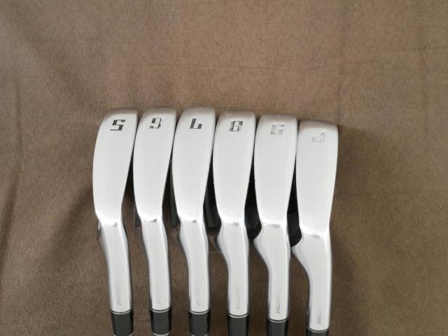 Iron set : Tourstage : ชุดเหล็ก Tourstage X-Blade GR C-1 (Forged) มีเหล็ก 5-Pw ก้านเหล็ก NS Pro 950 Flex R
