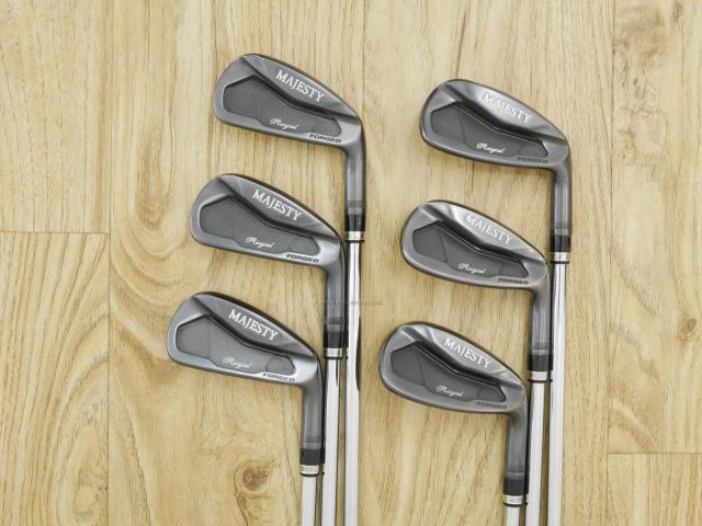 Iron set : Maruman : ชุดเหล็ก Maruman Majesty Royal Black Forged (ปี 2021 รุ่นท๊อป หายาก) มีเหล็ก 5-Pw (6 ชิ้น) ก้านเหล็ก NS Pro ZELOS 7 Flex R