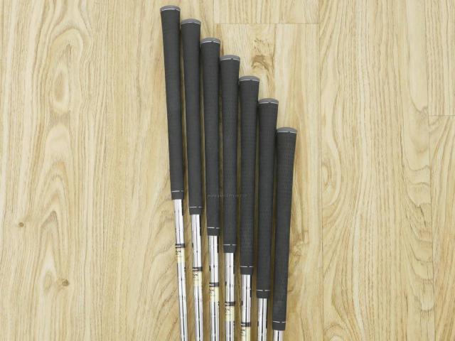 Iron set : Taylormade : ชุดเหล็ก Taylormade M4 (รุ่นปี 2019 Japan Spec) มีเหล็ก 5-Pw,Sw (7 ชิ้น) ก้านเหล็ก 90 Flex R