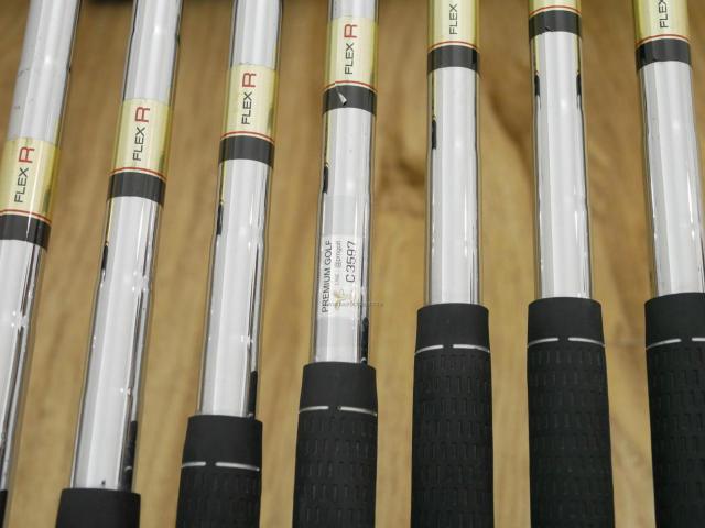 Iron set : Taylormade : ชุดเหล็ก Taylormade M4 (รุ่นปี 2019 Japan Spec) มีเหล็ก 5-Pw,Sw (7 ชิ้น) ก้านเหล็ก 90 Flex R