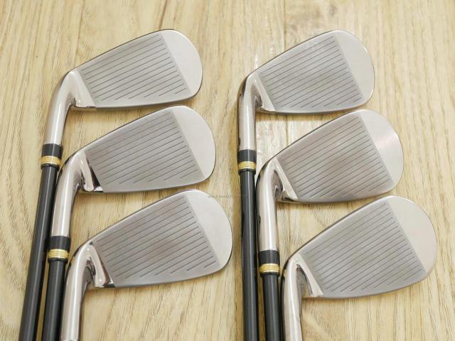 Iron set : Maruman : ชุดเหล็ก Maruman Majesty Royale (รุ่นท๊อปสุด ปี 2021 ของใหม่ 8 หมื่นบาท) มีเหล็ก 6-10,Pw (6 ชิ้น เบอร์ 6 ตีระยะเท่าเบอร์ 5 ของรุ่นอื่น) ก้านกราไฟต์ Flex R
