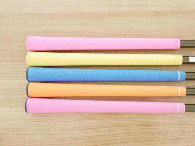 Iron set : Honma : **ก้าน 3 ดาว** ชุดเหล็ก Honma Beres IS-02 (หน้าเด้ง Forged) มีเหล็ก 7-11 (5 ชิ้น เทียบเท่า 6-Pw) ก้าน ARMRQ 6 (49) Flex R (3 ดาว)