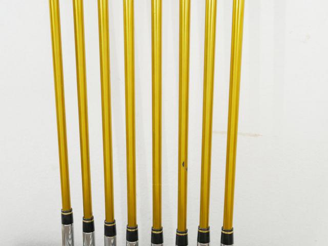 Iron set : Kasco : ชุดเหล็ก Kasco Power Tornado DF-III (หน้า Maraging ใบใหญ่ ตีง่าย ไกล) มีเหล็ก 5-Pw,Aw,Sw (8 ชิ้น) ก้านกราไฟต์ Flex S