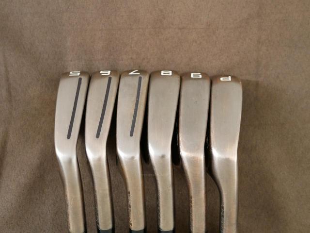 Iron set : Taylormade : ชุดเหล็ก Taylormade P790 Aged Copper Limited (ตัวท้อปสุด ปี 2024 หล่อมากๆ) มีเหล็ก 5-Pw (6 ชิ้น) ก้านเหล็ก KBS Tour Lite Black Flex S