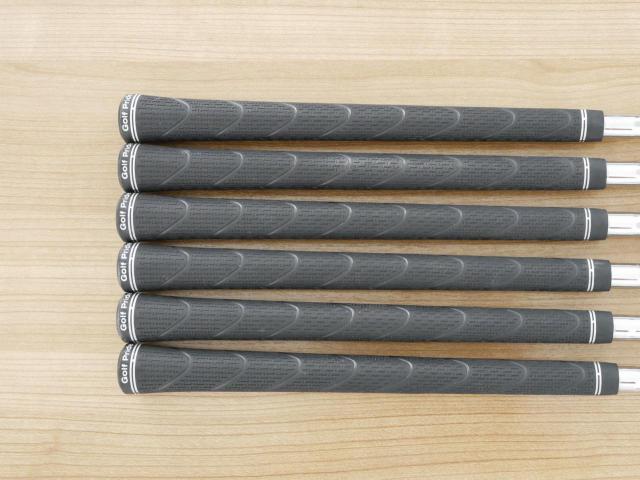 Iron set : Mizuno : ชุดเหล็ก Mizuno Pro 225 Forged (ปี 2023 นุ่ม แน่น ระยะดี) มีเหล็ก 5-Pw (6 ชิ้น) ก้านเหล็ก Dynamic Gold 95 S200