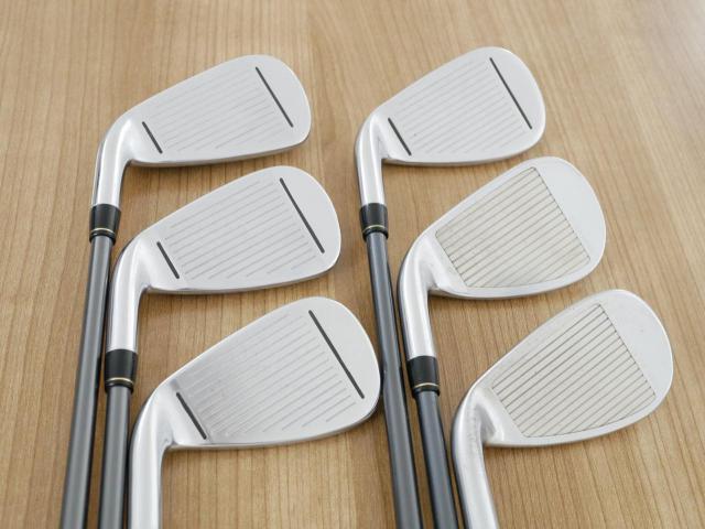 Iron set : Taylormade : ชุดเหล็ก Taylormade Gloire G (รุ่นท๊อปสุด ตีไกลมากๆ เหล็ก 7 Loft 26.5 หน้าเด้ง) มีเหล็ก 7-Pw,Aw,Sw (6 ชิ้น) ก้านกราไฟต์ Flex R