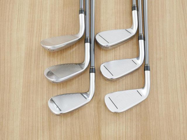 Iron set : Taylormade : ชุดเหล็ก Taylormade Gloire G (รุ่นท๊อปสุด ตีไกลมากๆ เหล็ก 7 Loft 26.5 หน้าเด้ง) มีเหล็ก 7-Pw,Aw,Sw (6 ชิ้น) ก้านกราไฟต์ Flex R