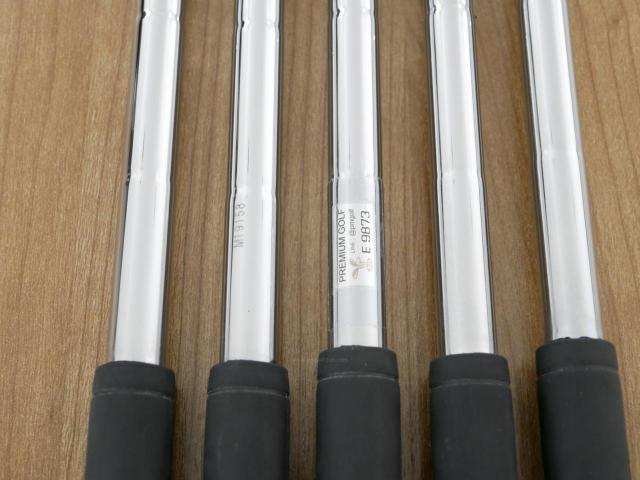 Iron set : Mizuno : ชุดเหล็ก Mizuno JPX 900 Forged (นุ่มมาก ตีง่าย ระยะดี) มีเหล็ก 6-Pw (5 ชิ้น) ก้านเหล็ก AMT Tour White S200