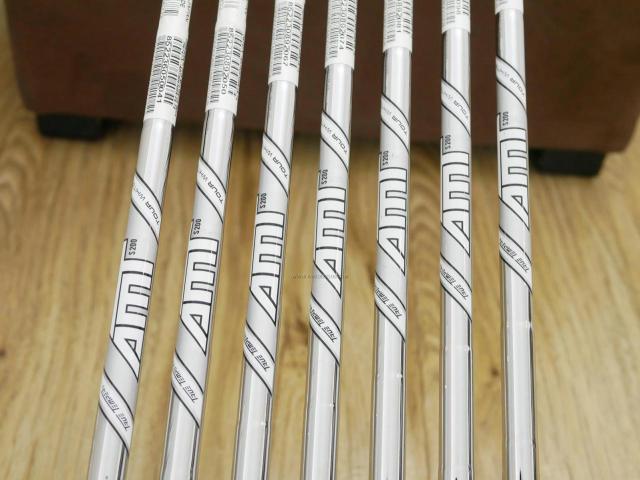 Iron set : Honma : **มีตำหนิ** ชุดเหล็ก Honma Tour World TW747V Forged (รุ่นปี 2019) มีเหล็ก 4-10 (7 ชิ้น) ก้านเหล็ก AMT Tour White S200