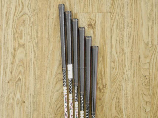Iron set : Honma : **ของใหม่ ยังไม่แกะพลาสติก** ชุดเหล็ก Honma Beres AIZU (รุ่นล่าสุด ปี 2023) มีเหล็ก 6-11 (6 ชิ้น เทียบเท่า 5-Pw) ก้าน Honma ARMRQ MX Flex S (2 ดาว)