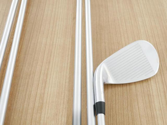 Iron set : Titleist : **มีตำหนิ** ชุดเหล็ก Titleist T400 (รุ่นล่าสุด ออกปี 2023 ตีง่ายที่สุด ไกลที่สุด) มีเหล็ก 7-Pw,43 (5 ชิ้น) ก้านกราไฟต์ Titleist 3D401 i50 Flex R