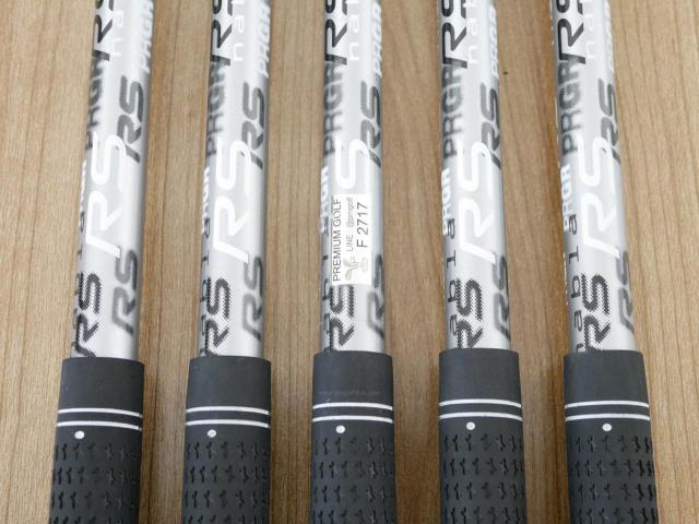 Iron set : PRGR : ชุดเหล็ก PRGR ID Nabla RS Titan Face (ปี 2015 หน้าเด้ง ตีไกล) มีเหล็ก 6-Pw (5 ชิ้น) ก้านกราไฟต์ Mitsubishi Rayon M-37 (Flex R)
