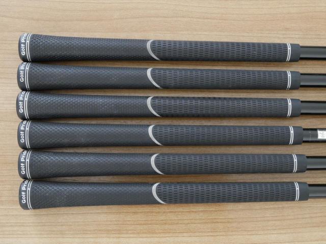 Iron set : Honma : ชุดเหล็ก Honma Tour World TR21X (ออกปี 2021 ตีง่าย ไกล) มีเหล็ก 5-10 (6 ชิ้น) ก้านกราไฟต์ Honma Vizard TR20-65 Flex R