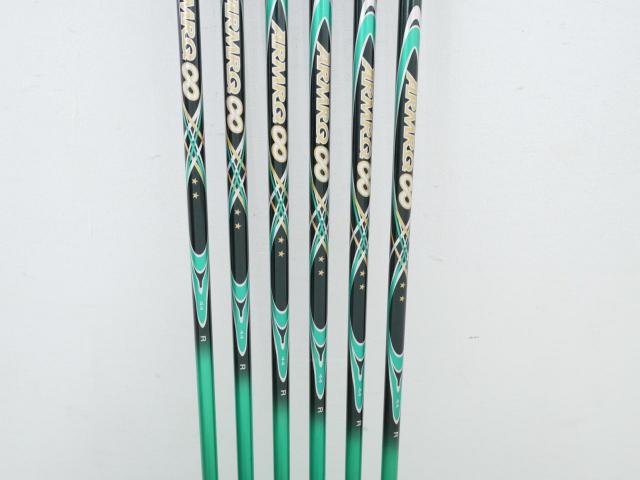 Iron set : Honma : ชุดเหล็ก Honma Beres IE-05 (รุ่นปี 2017 เหมาะกับซีเนียร์) มีเหล็ก 5-10 (6 ชิ้น) ก้าน ARMRQ ∞ (44) Flex R (2 ดาว)