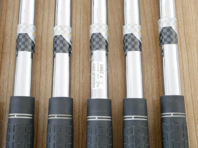Iron set : Taylormade : ชุดเหล็ก Taylormade Burner Plus มีเหล็ก 5-Pw (6 ชิ้น) ก้านเหล็ก 85 Flex R