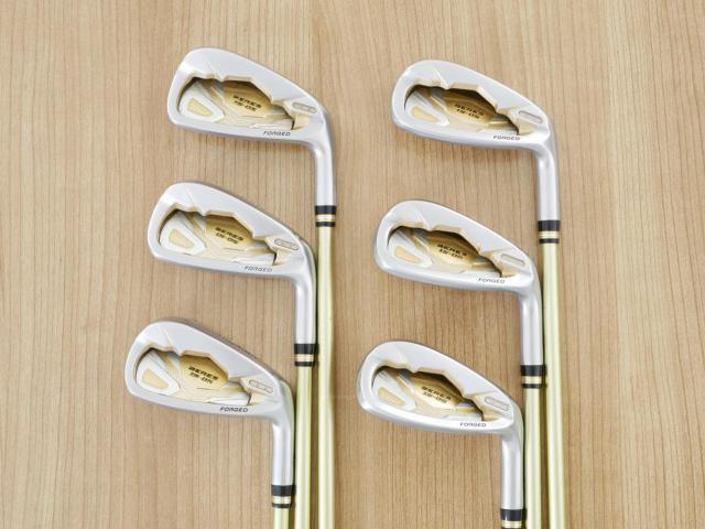 Iron set : Honma : ชุดเหล็ก Honma Beres IS-05 Forged (ปี 2017) มีเหล็ก 6-11 (6 ชิ้น ระยะเทียบเท่า 5-Pw ของรุ่นอื่นๆ) ก้าน ARMRQ ∞ (48) Flex SR (2 ดาว)