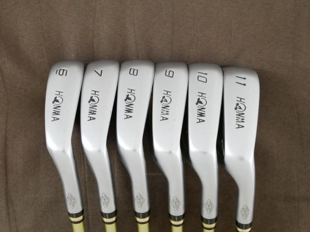 Iron set : Honma : ชุดเหล็ก Honma Beres IS-05 Forged (ปี 2017) มีเหล็ก 6-11 (6 ชิ้น ระยะเทียบเท่า 5-Pw ของรุ่นอื่นๆ) ก้าน ARMRQ ∞ (48) Flex SR (2 ดาว)