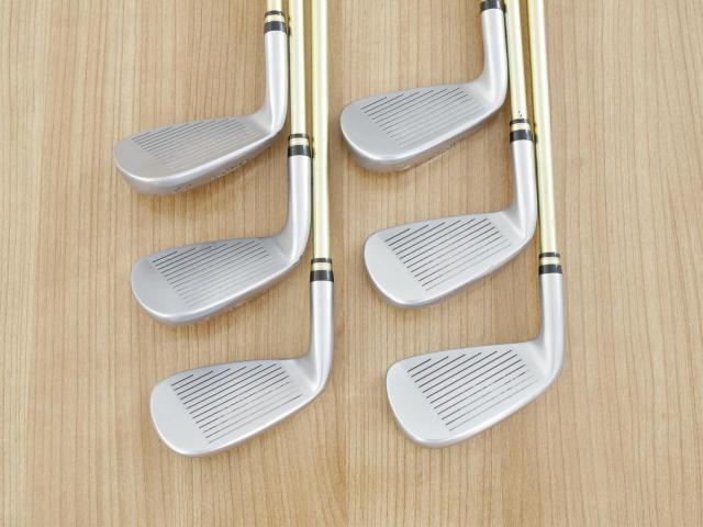 Iron set : Honma : ชุดเหล็ก Honma Beres IS-05 Forged (ปี 2017) มีเหล็ก 6-11 (6 ชิ้น ระยะเทียบเท่า 5-Pw ของรุ่นอื่นๆ) ก้าน ARMRQ ∞ (48) Flex SR (2 ดาว)