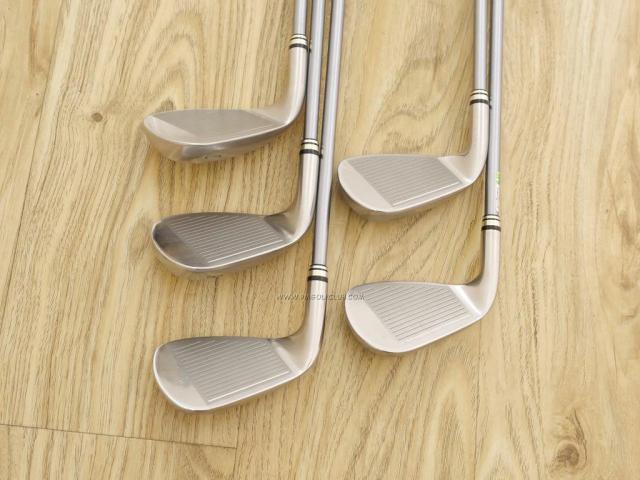 Lady club : All : ชุดเหล็ก XXIO 7 (ใบใหญ่ ไกล ตีง่ายมาก) มีเหล็ก 7-Pw,Sw (5 ชิ้น) ก้านกราไฟต์ MP-700 Flex L