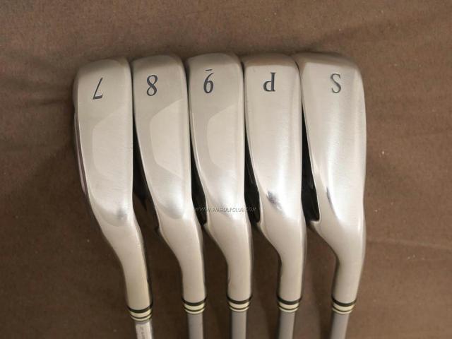 Lady club : All : ชุดเหล็ก XXIO 7 (ใบใหญ่ ไกล ตีง่ายมาก) มีเหล็ก 7-Pw,Sw (5 ชิ้น) ก้านกราไฟต์ MP-700 Flex L