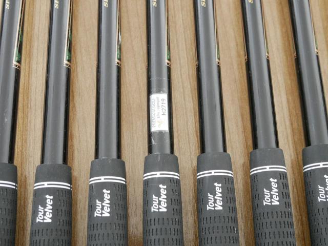 Iron set : XXIO : ชุดเหล็ก XXIO Prime 7 (รุ่นท๊อปสุด ตีง่าย ไกล) มีเหล็ก 5-Pw,Aw,Sw (8 ชิ้น) ก้านกราไฟต์ SP-700 Flex SR