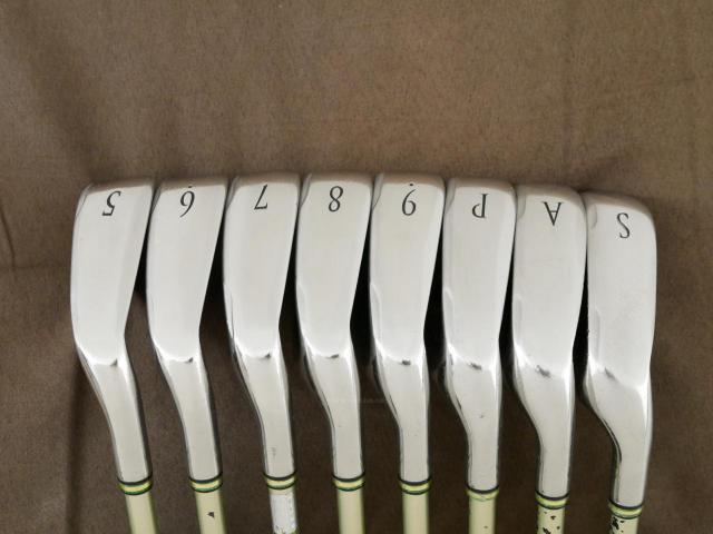 Iron set : XXIO : ชุดเหล็ก XXIO Prime 8 (รุ่นท๊อปสุด ออกปี 2015 ตีง่าย ไกล) มีเหล็ก 5-Pw,Aw,Sw (8 ชิ้น) ก้านกราไฟต์ SP-800 Flex SR