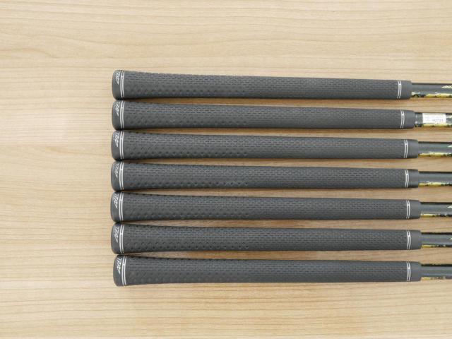 Iron set : Tsuruya : ชุดเหล็ก Tsuruya AXEL XP MM (หน้าเด้ง เบา อ่อน เหมาะกับซีเนียร์) มีเหล็ก 7-Pw,Aw,As,Sw (7 ชิ้น) ก้านกราไฟต์ Flex R