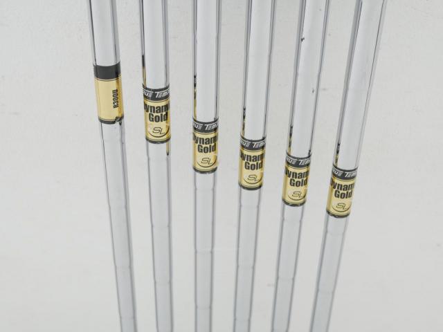 Iron set : Tourstage : ชุดเหล็ก Tourstage VIQ (Forged) มีเหล็ก 5-Pw (6 ชิ้น) ก้านเหล็ก Dynamic Gold SL R300