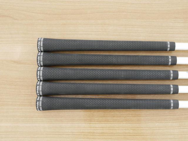 Iron set : Taylormade : ชุดเหล็ก Taylormade Gloire Forged (รุ่นท๊อปสุด Japan Spec.) มีเหล็ก 6-Pw (5 ชิ้น) ก้านกราไฟต์ Tour AD AD-95 Flex S