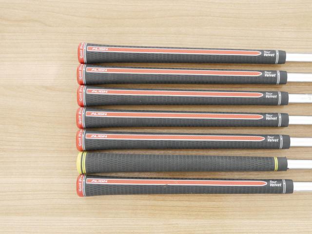 Iron set : Other Brand : ชุดเหล็ก Ryoma DSI (ตีง่ายมาก ไกลมากๆ หายากสุดๆ) มีเหล็ก 6-Pw,Aw,Sw (7 ชิ้น เหล็ก 6 ระยะเท่าเหล็ก 5 รุ่นอื่น) ก้านเหล็ก NS Pro ZELOS 8 Flex R