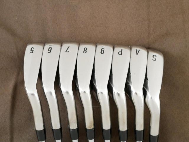 Iron set : Callaway : ชุดเหล็ก Callaway Big Bertha Beta (ใบใหญ่ ตีง่ายมาก) มีเหล็ก 5-Pw,Aw,Sw (8 ชิ้น) ก้านเหล็ก Flex S
