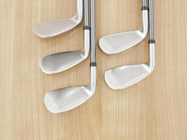Lady club : All : ชุดเหล็ก Mizuno Intage Titanium (รุ่นท๊อป ใบใหญ่ ตีไกลมาก) มีเหล็ก 6-Pw (5 ชิ้น) ก้านกราไฟต์ Flex L