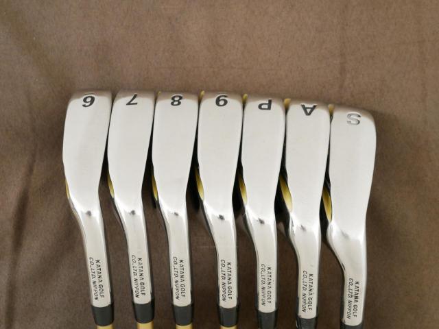 Iron set : Katana : ชุดเหล็ก Katana Sword Sniper 589 (หน้าเด้ง) มีเหล็ก 6-Pw,Aw,Sw (7 ชิ้น) ก้านกราไฟต์ Speeder 589 Flex SR