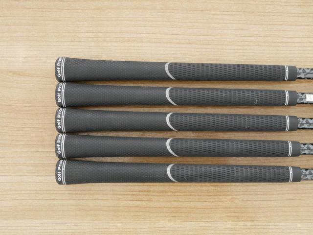 Iron set : Honma : **ก้าน 3 ดาว** ชุดเหล็ก Honma Beres NX (รุ่นปี 2023) มีเหล็ก 7-11 (5 ชิ้น) ก้านกราไฟต์ Honma Vizard NX 45 Flex SR (3 ดาว)