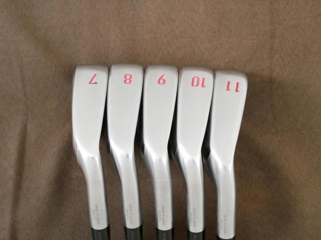 Iron set : Honma : **ก้าน 3 ดาว** ชุดเหล็ก Honma Beres NX (รุ่นปี 2023) มีเหล็ก 7-11 (5 ชิ้น) ก้านกราไฟต์ Honma Vizard NX 45 Flex SR (3 ดาว)