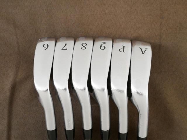 Iron set : Epon : ชุดเหล็ก EPON AF-702 Forged มีเหล็ก 6-Pw,Aw (6 ชิ้น) ก้านกราไฟต์ Quadra 4AX SOF 502i Flex R