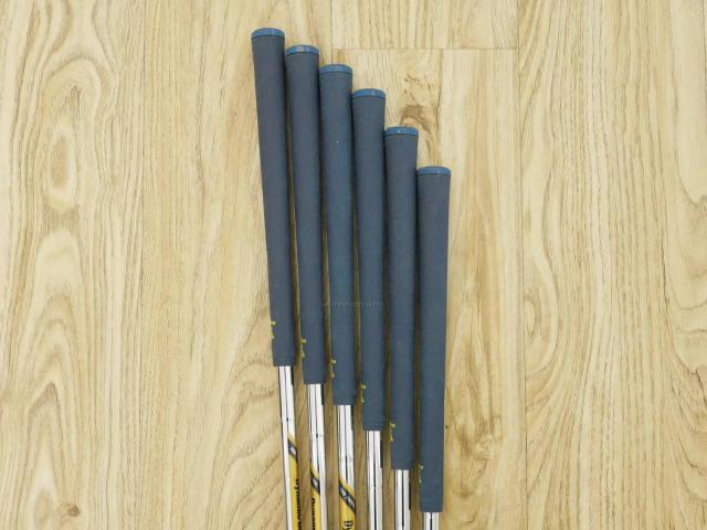 Iron set : Mizuno : ชุดเหล็ก Mizuno JPX 900 Forged (นุ่มมาก ตีง่าย ระยะดี) มีเหล็ก 5-Pw (6 ชิ้น) ก้านเหล็ก Dynamic Gold Tour Issue S200