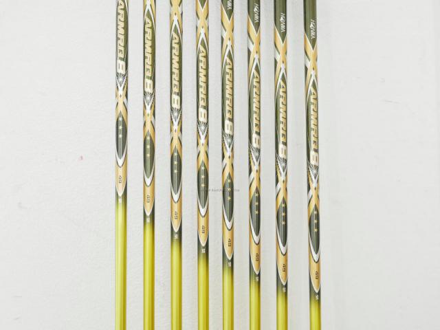 Iron set : Honma : **ก้าน 3 ดาว** ชุดเหล็ก Honma Beres IS-03 (หน้าเด้ง Forged) มีเหล็ก 4-11 (8 ชิ้น เทียบเท่า 3-Pw) ก้าน ARMRQ 8 (49) Flex SR (3 ดาว)