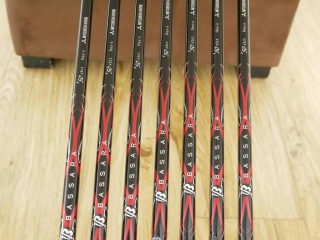 Iron set : Yamaha : ชุดเหล็ก Yamaha Inpres RMX UD+2 (ปี 2016 ตีไกลที่สุด ไกลกว่าเหล็กทั่วไป 2 เบอร์) มีเหล็ก 7-Pw,Aw,As,Sw (7 ชิ้น) ก้านกราไฟต์ Mitsubishi Bassara i50xct Flex R