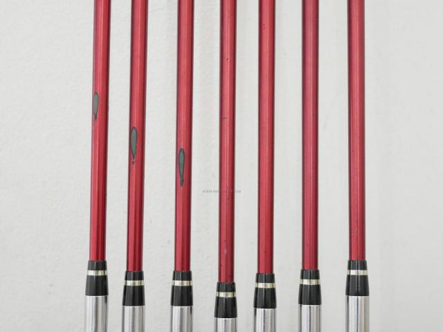 Iron set : Yamaha : ชุดเหล็ก Yamaha Inpres RMX UD+2 (ปี 2016 ตีไกลที่สุด ไกลกว่าเหล็กทั่วไป 2 เบอร์) มีเหล็ก 7-Pw,Aw,As,Sw (7 ชิ้น) ก้านกราไฟต์ Mitsubishi Bassara i50xct Flex R