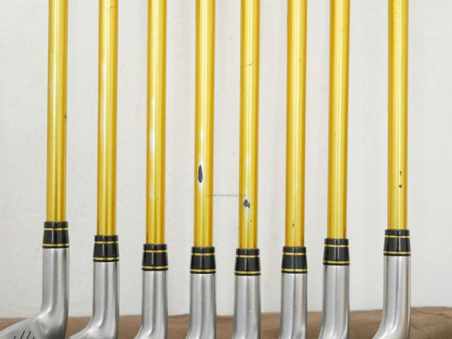 Iron set : Honma : **ก้าน 4 ดาว ของใหม่ 3 แสนบาท** ชุดเหล็ก Honma Beres IS-03 (ปี 2015 หน้าเด้ง Forged) มีเหล็ก 4-11 (8 ชิ้น เทียบเท่า 3-PW) ก้าน ARMRQ 8 (54) Flex R (4 ดาว)