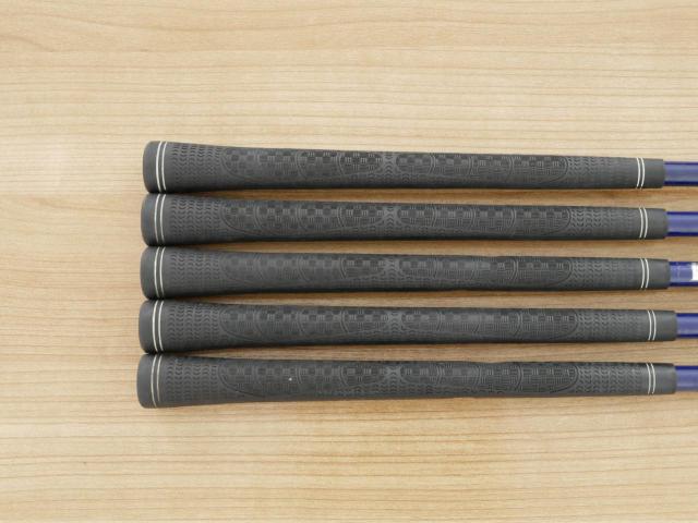 Iron set : Honma : ชุดเหล็ก Honma Bezeal 535 (ปี 2019 รุ่นนี้ใบใหญ่ที่สุดของ Honma) มีเหล็ก 6-10 (5 ชิ้น) ก้านกราไฟต์ Honma Vizard 48 Flex SR