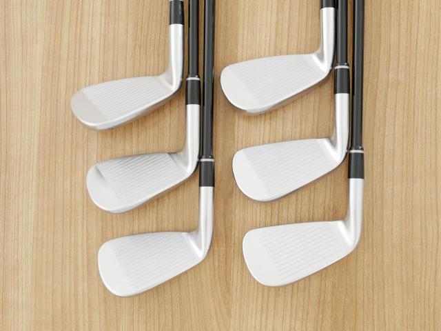 Iron set : PRGR : ชุดเหล็ก PRGR 05 Forged (รุ่นปี 2023) มีเหล็ก 6-Pw,Aw (6 ชิ้น) ก้านกราไฟต์ Fujikura MCI Flex SR