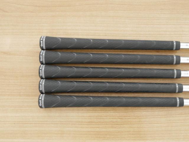Iron set : Mizuno : ชุดเหล็ก Mizuno JPX 923 Hot Metal (รุ่นปี 2023 ตัวท๊อป ง่าย ไกล) มีเหล็ก 6-Pw (5 ชิ้น) ก้านเหล็ก Dynamic Gold 85 S200
