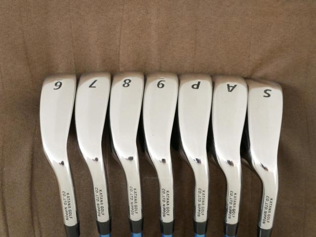 Iron set : Katana : ชุดเหล็ก Katana Sword GS-7 (หน้าเด้ง) มีเหล็ก 6-Pw,Aw,Sw (7 ชิ้น) ก้านกราไฟต์ Fujikura Speeder Five Flex R