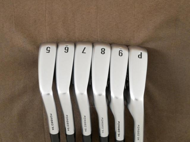 Iron set : Callaway : ชุดเหล็ก Callaway APEX Pro Forged (ออกปี 2024) มีเหล็ก 5-Pw (6 ชิ้น) ก้านเหล็ก NS Pro Modus 105 Flex S