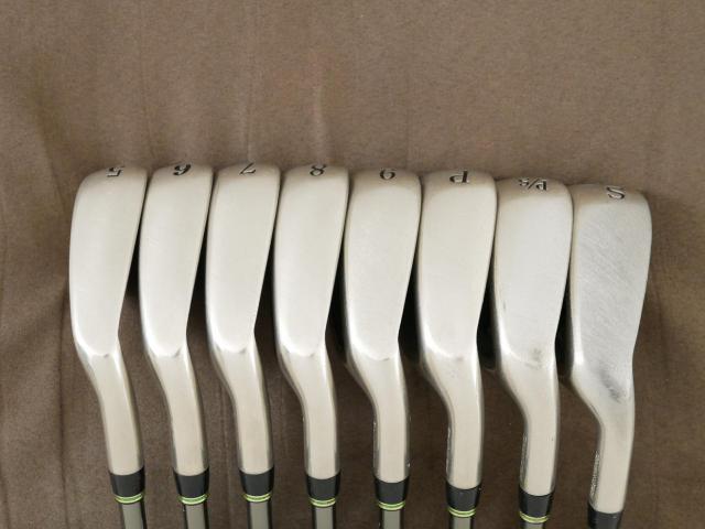 Iron set : Tourstage : ชุดเหล็ก Tourstage PHYZ Premium Model (รุ่นท๊อปสุด หายากสุด ตีง่าย ไกล เหมาะกับซีเนียร์) มีเหล็ก 5-Pw,Aw,Sw (8 ชิ้น) ก้านกราไฟต์ Flex R