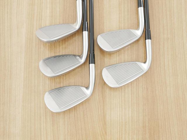 Iron set : Mizuno : ชุดเหล็ก Mizuno JPX EIII SV Titanium (ตัวท้อป ใบใหญ่ที่สุดของ Mizuno ตีง่ายมาก หน้าเด้ง ตีไกล) มีเหล็ก 6-Pw (5 ชิ้น) ก้านกราไฟต์ Flex R