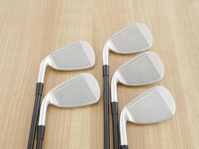Iron set : Mizuno : ชุดเหล็ก Mizuno JPX EIII SV Titanium (ตัวท้อป ใบใหญ่ที่สุดของ Mizuno ตีง่ายมาก หน้าเด้ง ตีไกล) มีเหล็ก 6-Pw (5 ชิ้น) ก้านกราไฟต์ Flex R