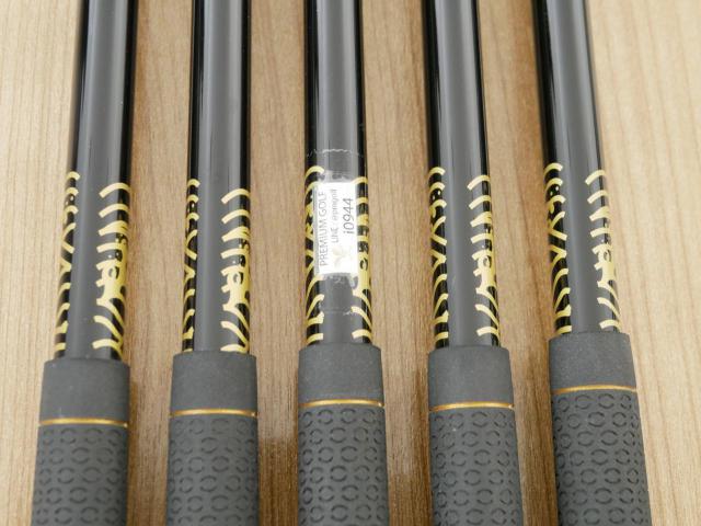 Iron set : Other Brand : ชุดเหล็ก Mutsumi Honma Full Titanium (ตีง่าย ไกลมาก) มีเหล็ก 6-Pw (5 ชิ้น) ก้านกราไฟต์ Flex SR